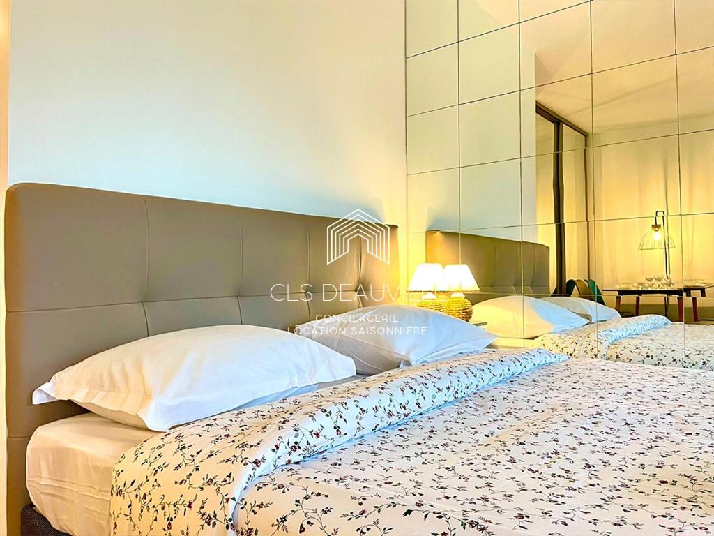 Studio 1 Gainsbourg C.L.S Deauville Exteriör bild