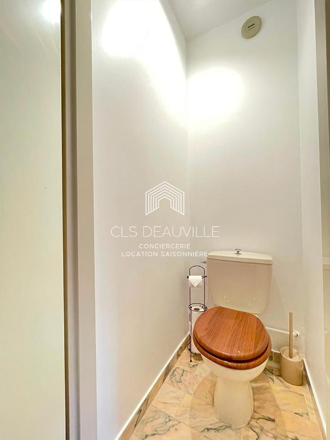 Studio 1 Gainsbourg C.L.S Deauville Exteriör bild